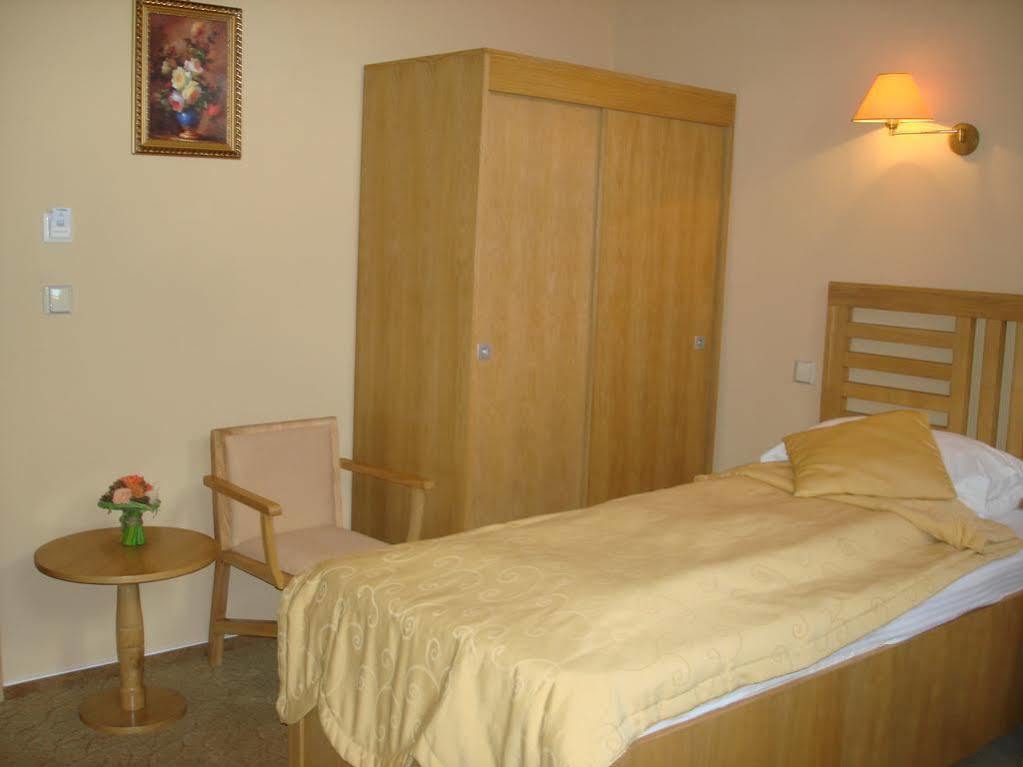 Anette Resort&SPA Covaci Extérieur photo
